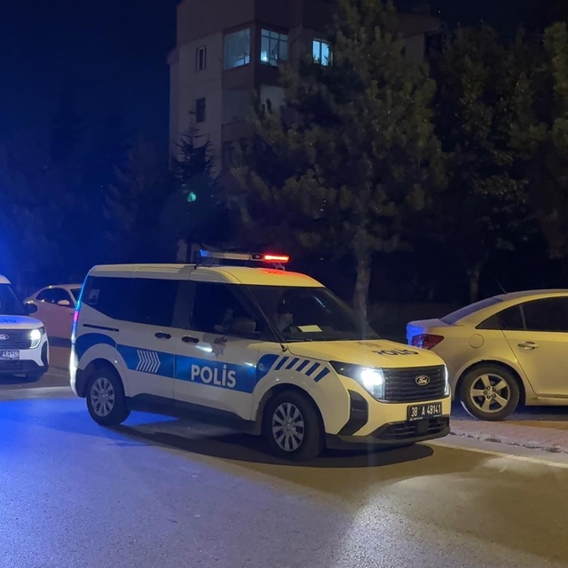 Kayseri'de komşular arası kaldırım taşlı kavga: 1 ağır yaralı