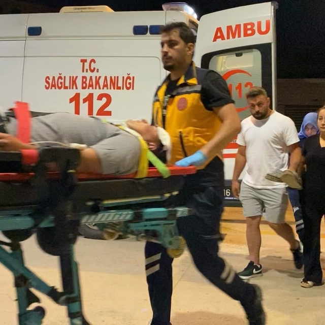 Kavgada şişeyle yaralandı, tüfeğiyle geri dönüp ateş açtı: 2 yaralı