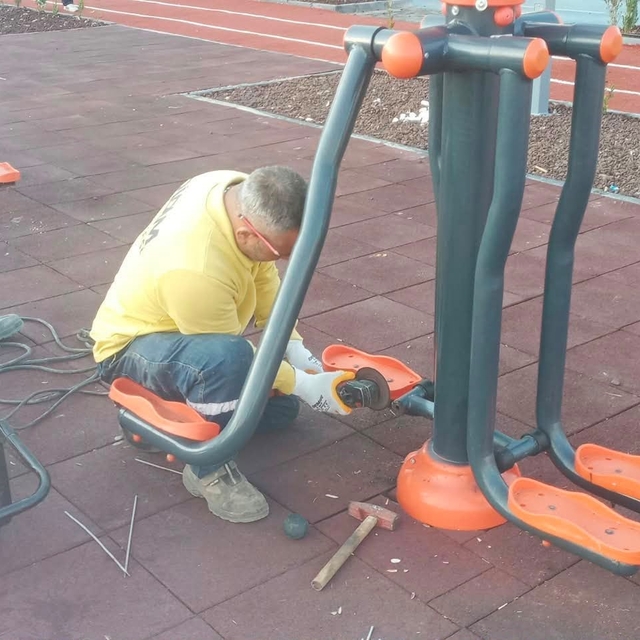 Didim Belediyesi ortak kullanım alanlarında bakım ve onarım çalışmalarını s...