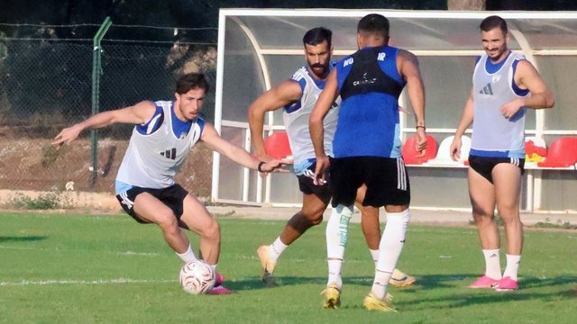 Muğlaspor'un Boluspor karşısında hedefi gol ve üç puan
Yalçın Koşukavak: "Bir an önce kazanmak istiyoruz"