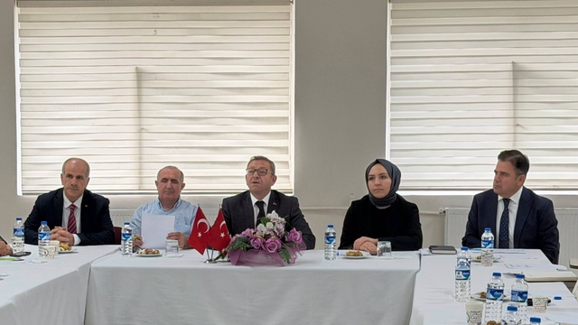 Kars'ta il hayat boyu öğrenme komisyonu toplandı
