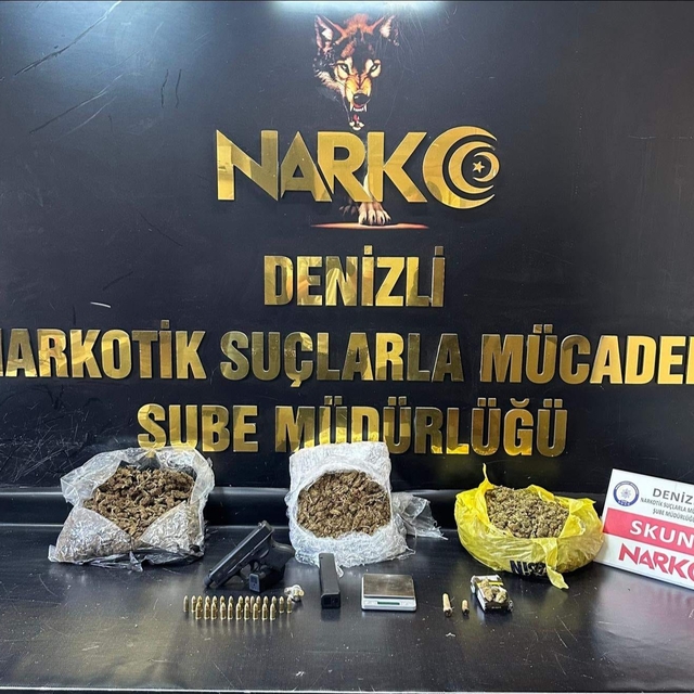 Denizli'de 3 kilo 25 gram skunk ele geçirildi
