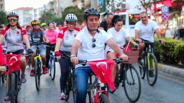 Efeler, 30 Ağustos Zafer Bayramı'nı coşkuyla kutlayacak