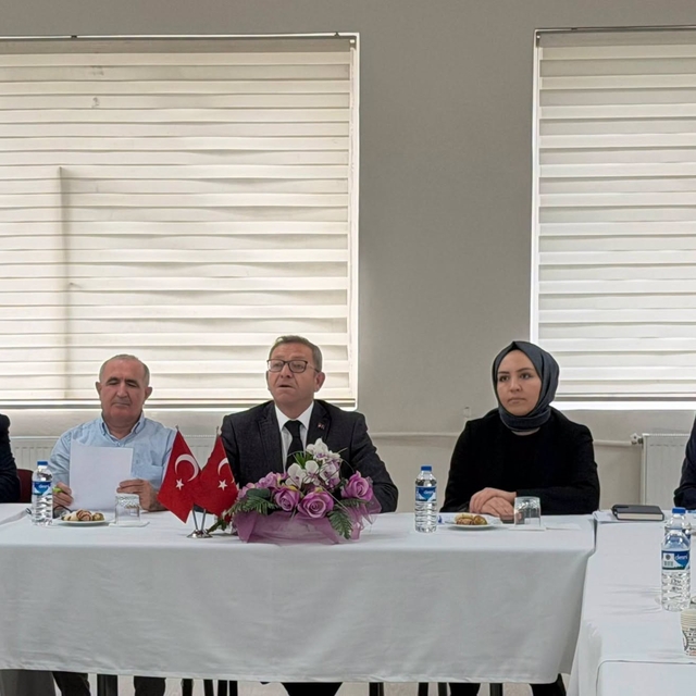 Kars'ta il hayat boyu öğrenme komisyonu toplandı