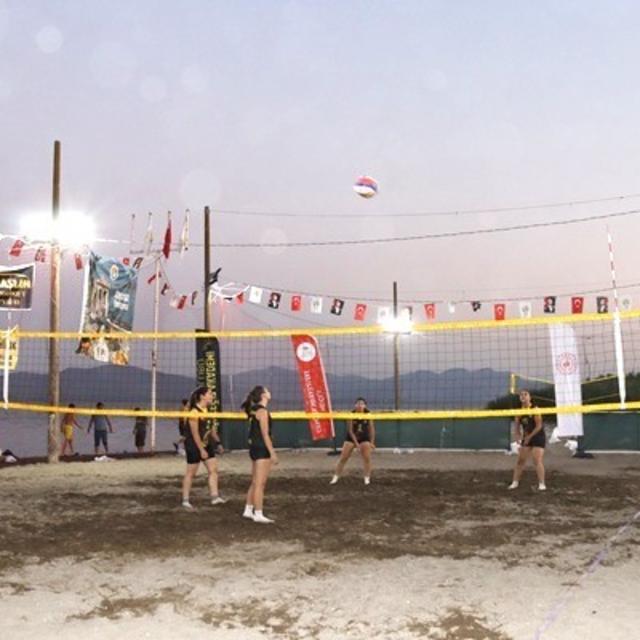 Köyceğiz'de 5. Geleneksel Ulusal Plaj Voleybolu Turnuvası başlıyor