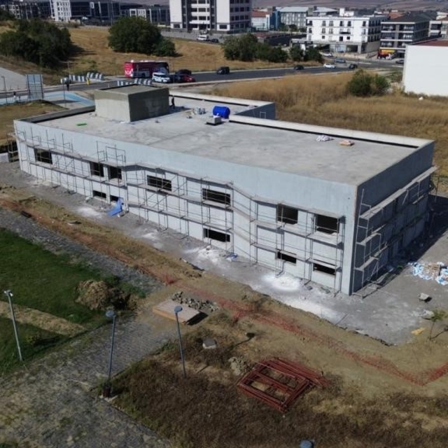 Süleymanpaşa'da gündüz bakımevi hızla yükseliyor