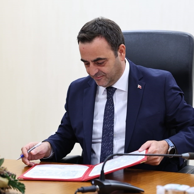 Başiskele'de inşa edilecek 24 sınıflı ilkokul için protokol imzalandı