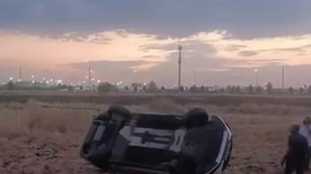 Diyarbakır'da otomobil tarlaya uçtu: 1 yaralı