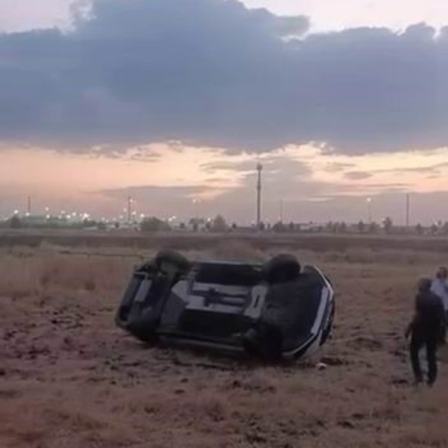 Diyarbakır'da otomobil tarlaya uçtu: 1 yaralı