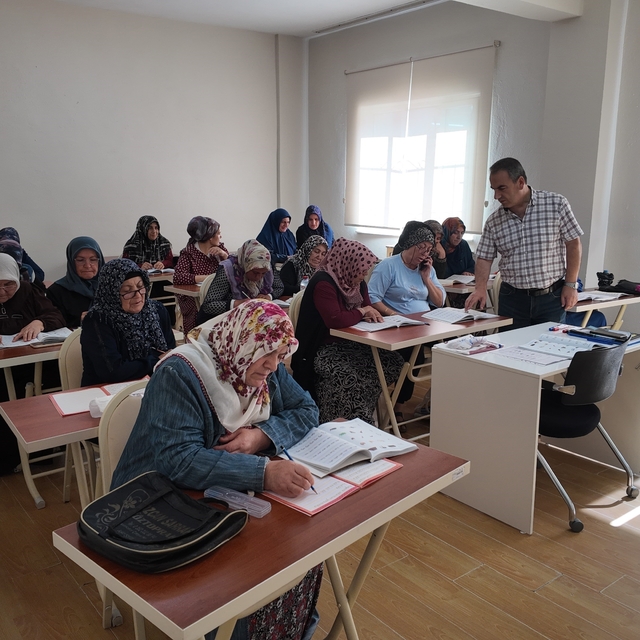 KAYMEK ile hayaller gerçeğe, harfler umuda dönüşüyor