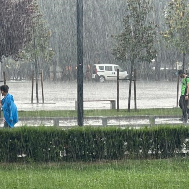 Güneşli hava yerini yağmurlara bırakacak