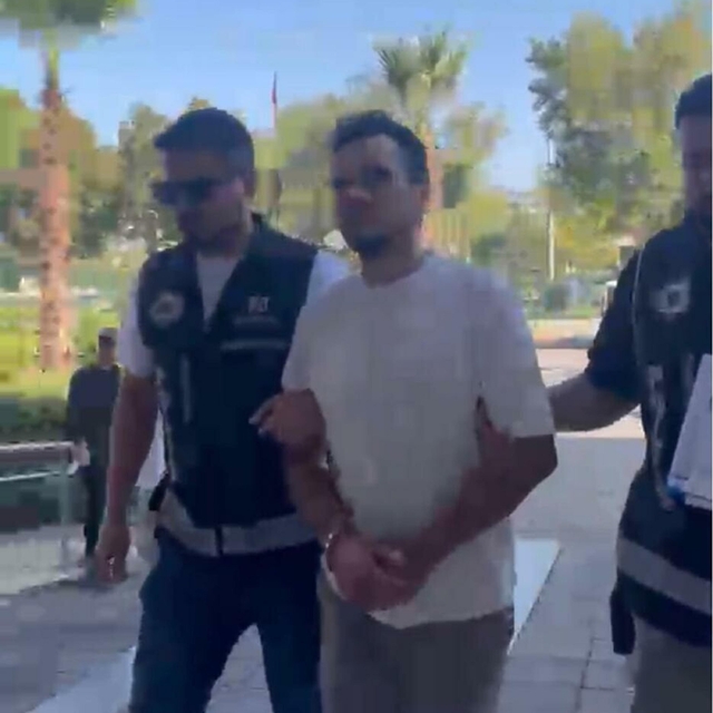 Cumhurbaşkanına hakaret suçundan tutuklandı