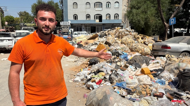 Buca'da çöp derdine bir de moloz eklendi