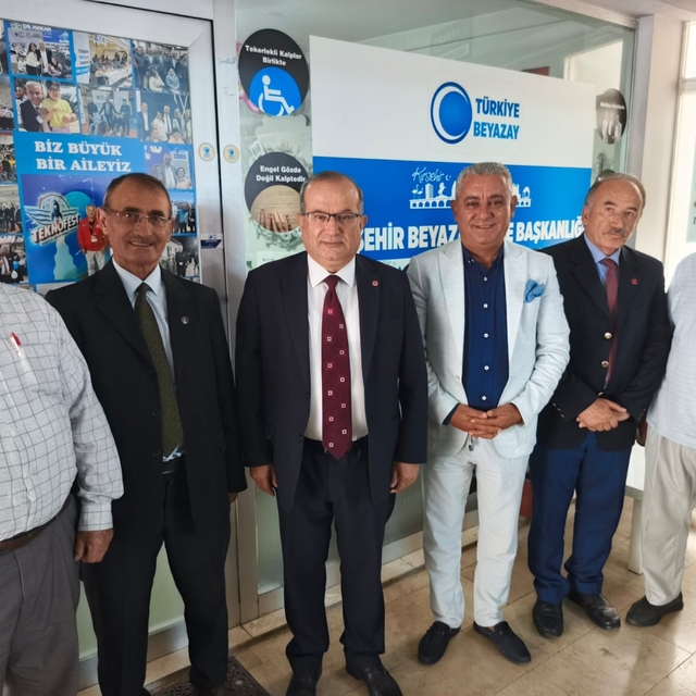 Kırşehir Beyazay Derneği sivil toplum çalıştayına katıldı