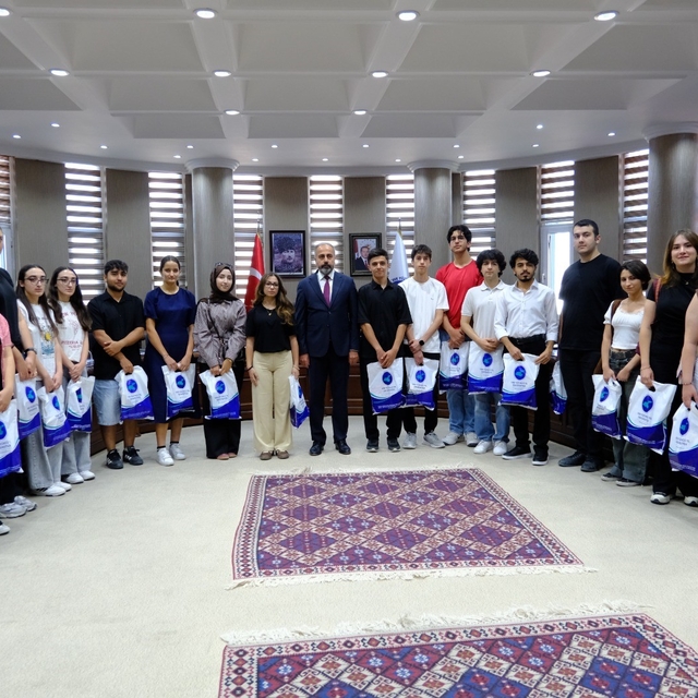 Van MAT-BİL Projesi ilk meyvelerini verdi: Öğrenciler hayallerindeki üniver...