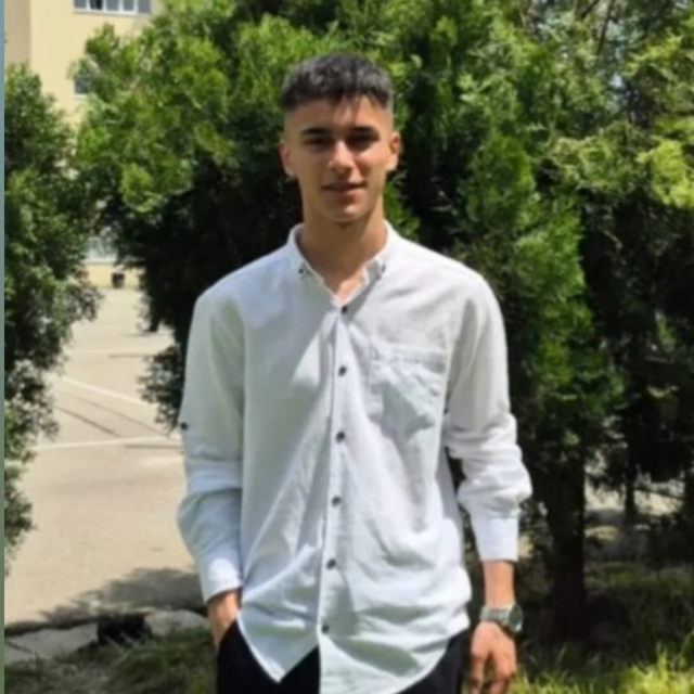Banyoya girdikten sonra odasında ölü bulundu: 19 yaşındaki genç toprağa ver...
