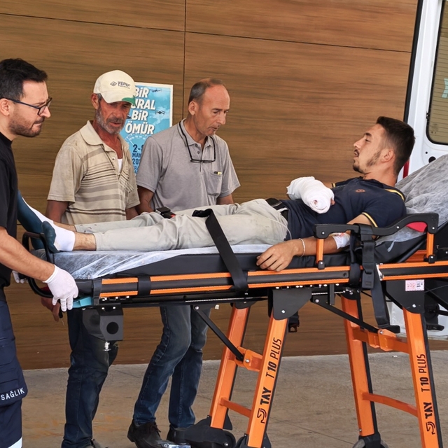 Motorlu testere ile odun keserken 3 parmağı koptu