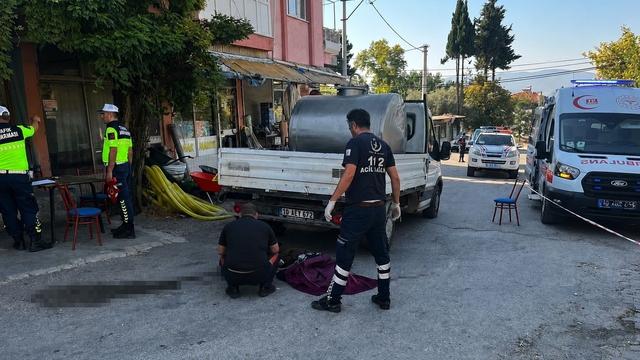 Dursunbey'de trafik kazası: 91 yaşındaki şahıs hayatını kaybetti