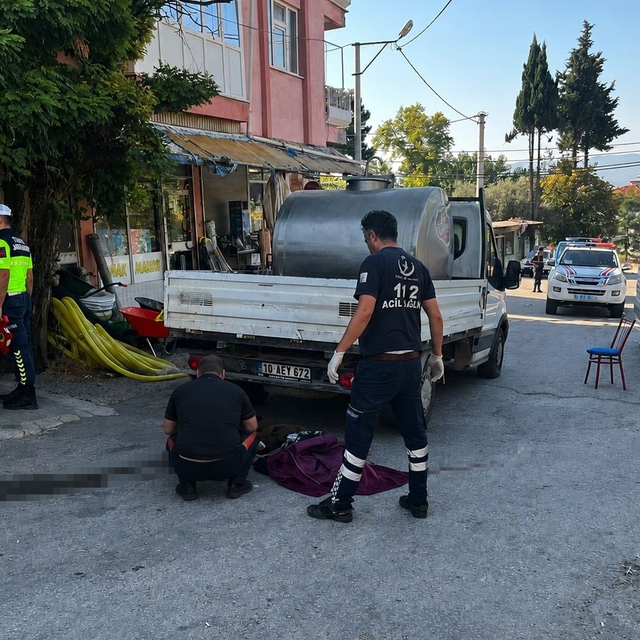 Dursunbey'de trafik kazası: 91 yaşındaki şahıs hayatını kaybetti