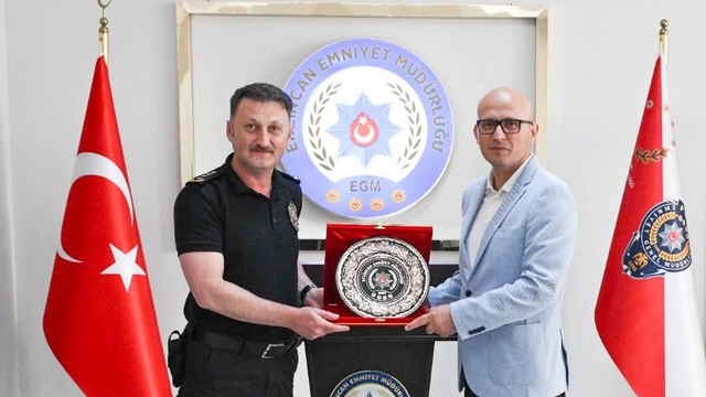 Albay Aslan'dan veda ziyareti