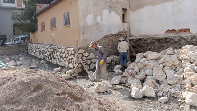 Bayburt'ta okullarda yeni eğitim yılı hazırlıkları sürüyor