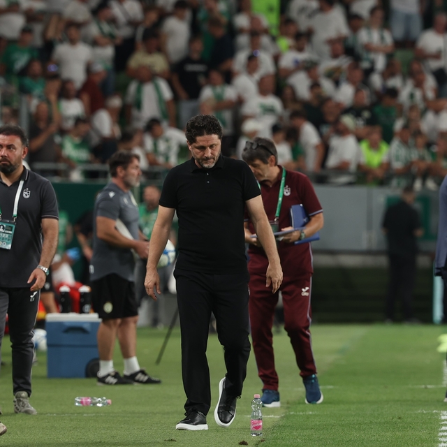 Trabzonspor, Fatih Tekke'nin istifasını kabul etmedi
