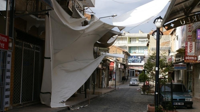Aydın'da kuvvetli rüzgar ve fırtına bekleniyor