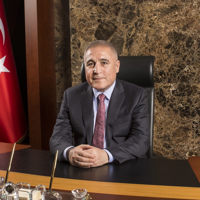 Gaziantep OSB Başkanı Şimşek'ten 30 Ağustos mesajı
"30 Ağustos'ta tarihin a...