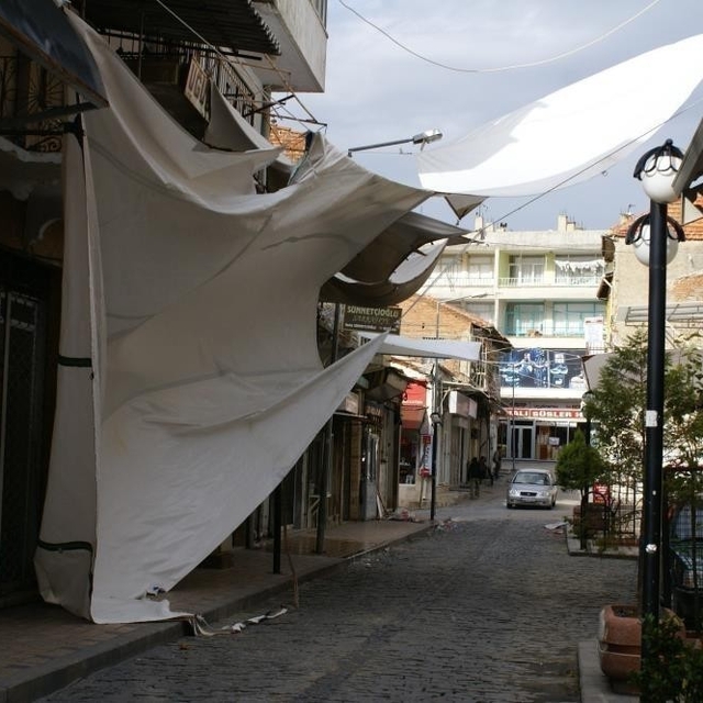 Aydın'da kuvvetli rüzgar ve fırtına bekleniyor