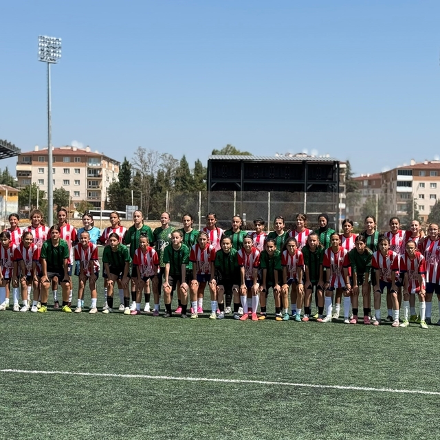 Bilecik Kolej Spor Kulübü, U15 Gelişim Ligi öncesi moral buldu