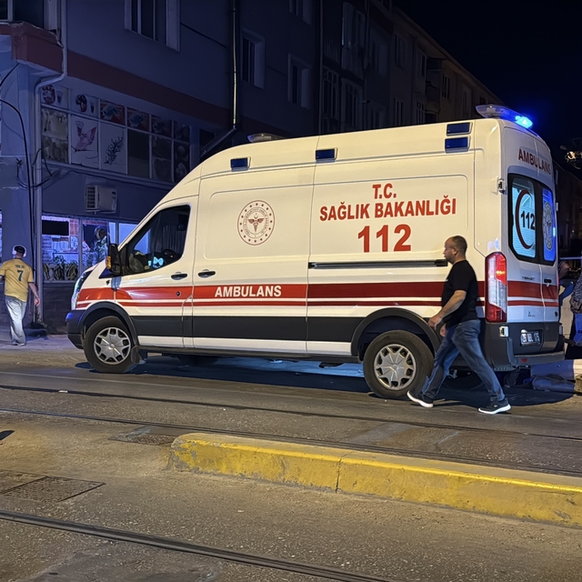 Eskişehir'de aile içi kavgada kadın eşi tarafından darp edildi