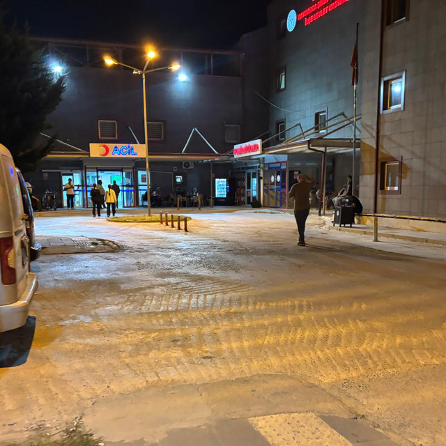 Tavuk fabrikasında amonyak sızıntısından 15 işçi etkilendi