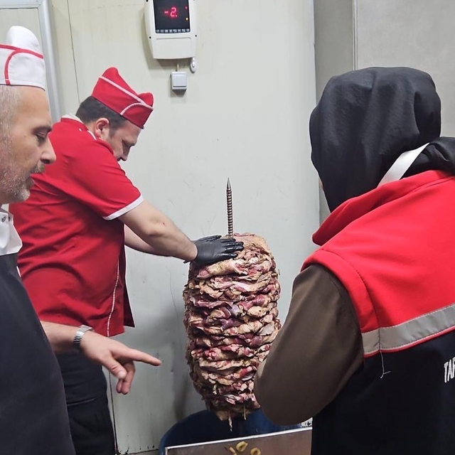 Erzurum'da gıda denetimleri hız kesmiyor: 1 haftada 249 işletme denetlendi