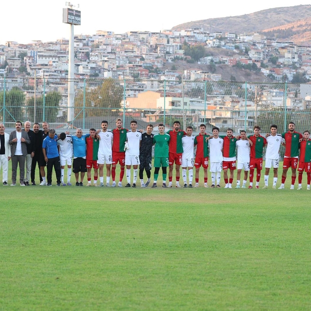 İlk derbiyi Karşıyaka kazandı