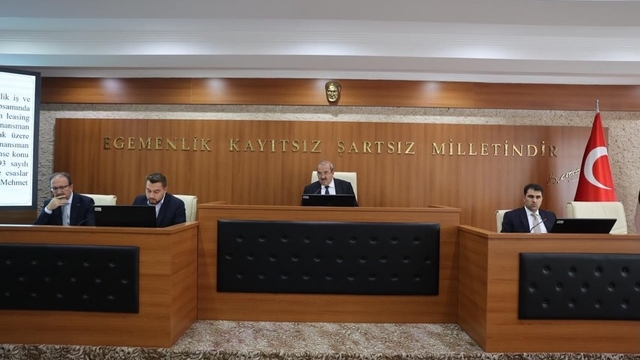 Büyükşehir Belediye Meclisi'nin kararları açıklandı; 86 ticari plaka ve e-skuter kararı