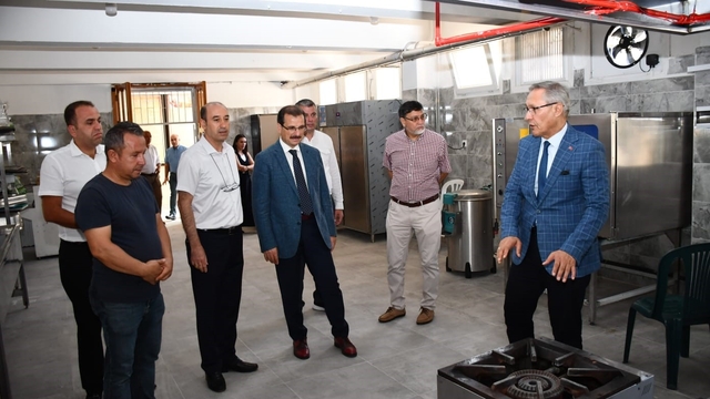 Salihli'de yeni eğitim yılı öncesi okullarda hazırlıklar tamamlanıyor