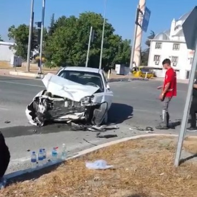 Elazığ'da trafik kazası: 2 yaralı