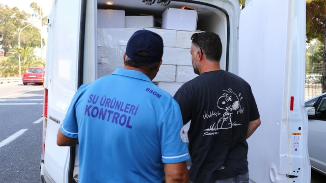 Muğla'da gıda güvenliği için sıkı denetim
Kaçak su ürünleri ve uygunsuz sevkiyata geçit yok