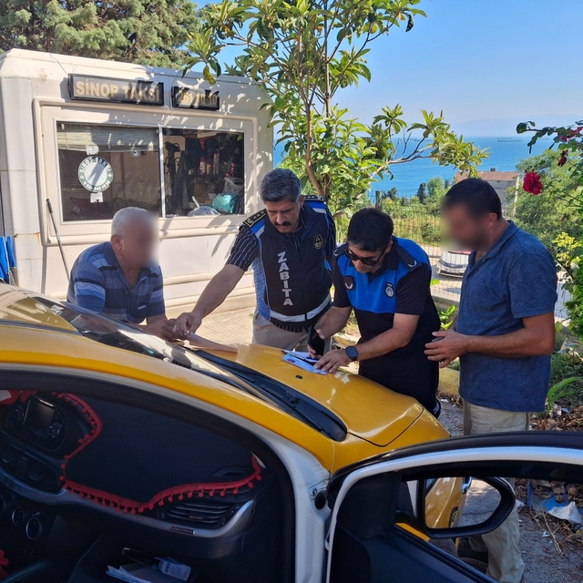 Sinop'ta ticari taksiler denetlendi