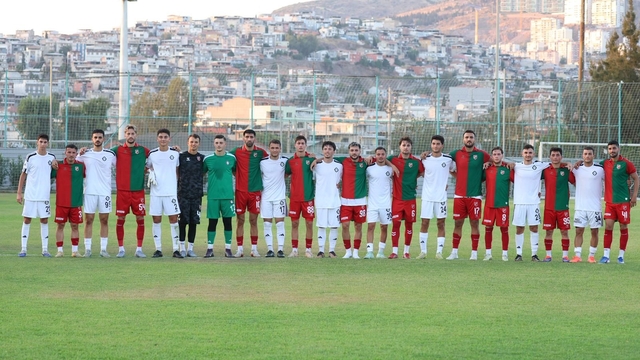 Karşıyaka, dostluk maçında Altay'ı mağlup etti