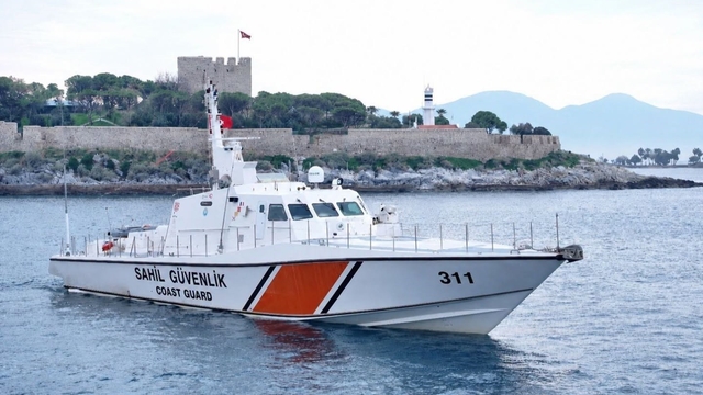 Kuşadası'nda Sahil Güvenlik botu ziyarete açılacak