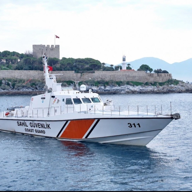 Kuşadası'nda Sahil Güvenlik botu ziyarete açılacak