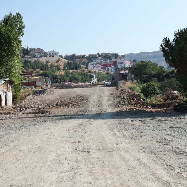 Tokat'ın iki yakasını birbirine bağlayacak yeni ulaşım güzergâhında sona ge...