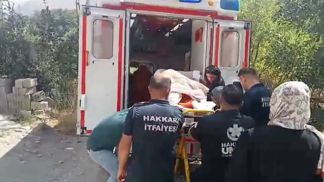 140 kiloluk hasta için itfaiye ekipleri seferber oldu