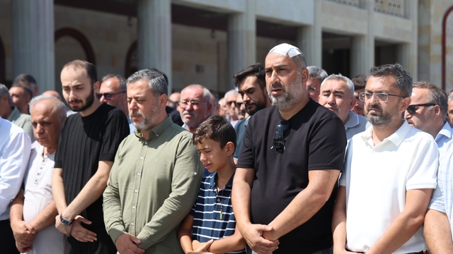 Kazada hayatını kaybeden İlknur öğretmen son yolculuğuna uğurlandı