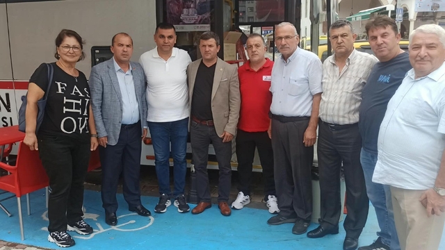 Devrekli muhtarlardan Kızılay'a kan bağışı