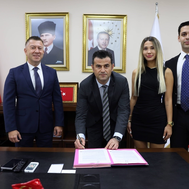 Mersin'de 650 belediye işçisine kişi başı 44 bin 500 TL promosyon