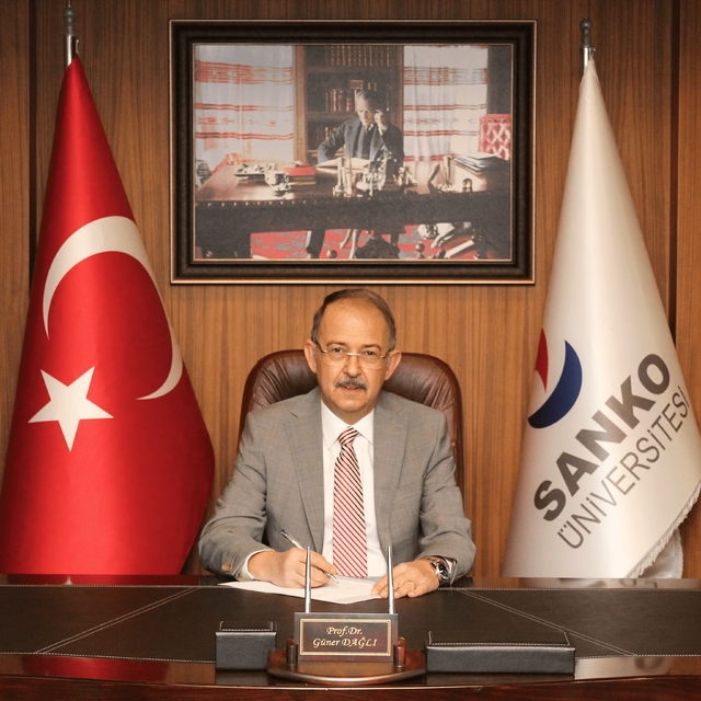 SANKO Üniversitesi Rektörü Prof. Dr. Dağlı'dan 30 Ağustos Zafer Bayramı mes...