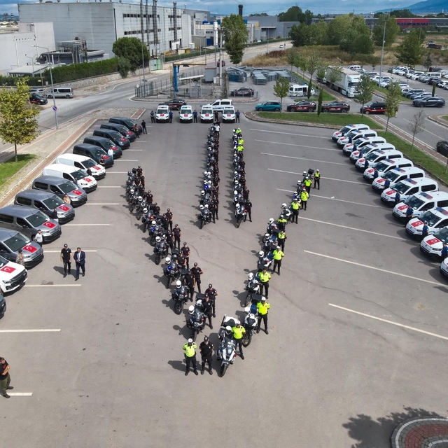 Kocaeli İl Emniyet Müdürlüğü filosuna 74 yeni araç katıldı