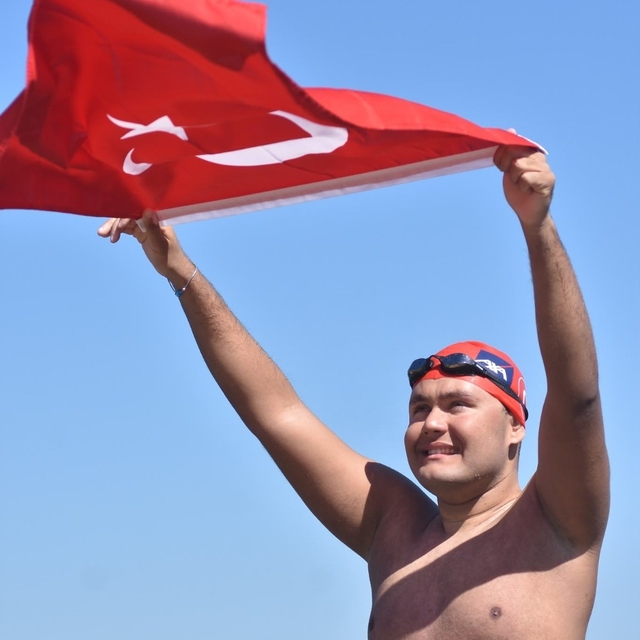 İzmirli Tuna'nın yeni hedefi Catalina Kanalı